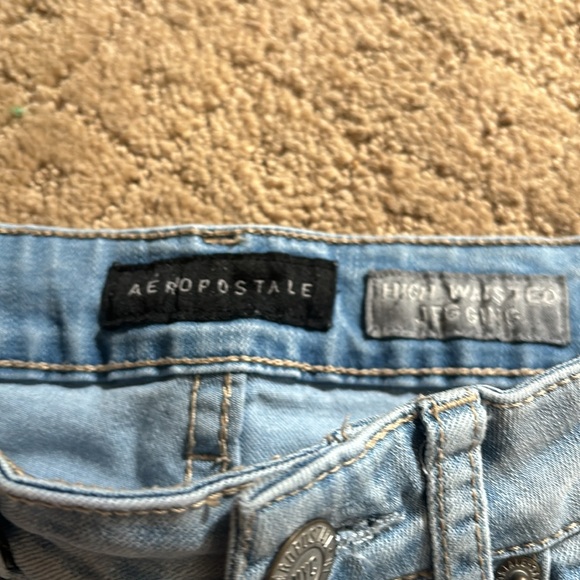 Aeropostale Light Wash High Waisted Jegging - Picture 3 of 3